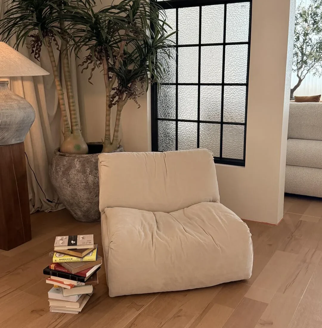 Yujian Home Longjiang Showroom — interior view 9
