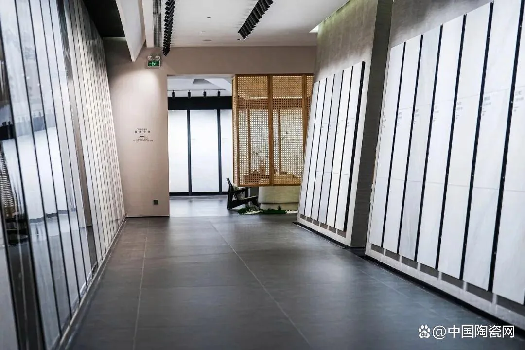 General Ceramics Group Huaxia Showroom — interior view 6
