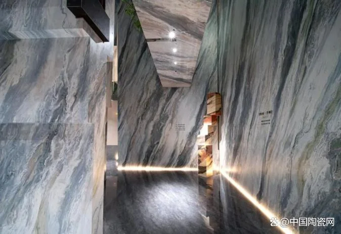 Jianpin “Seeing the Mountain” Aesthetic Gallery — interior view 2