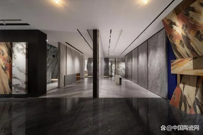 Jianpin “Seeing the Mountain” Aesthetic Gallery — interior view 3