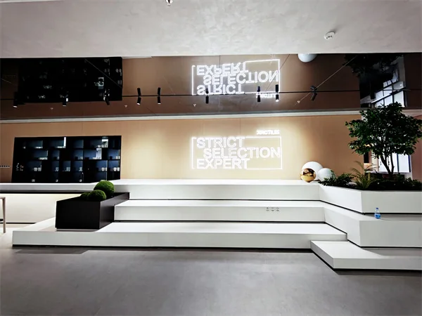 New Runchen Global Marketing Center & XRC International Pavilion — interior view 5