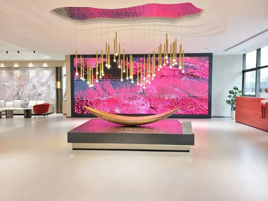 VERIS Ceramics — Romantic Living Gallery — interior view 2