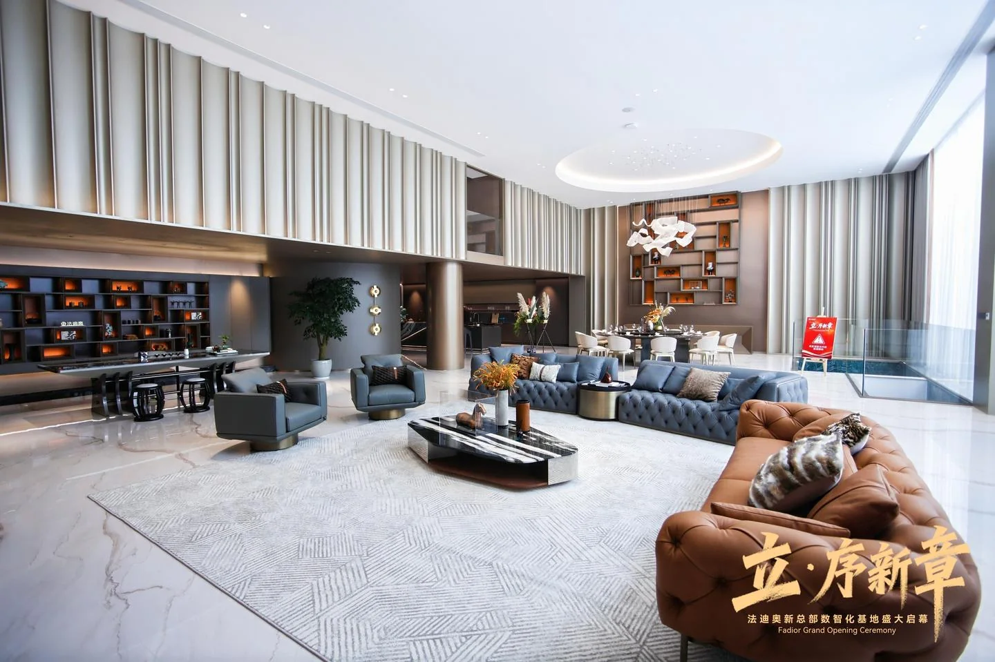 FADIOR Stainless Steel Art Center — interior view 10