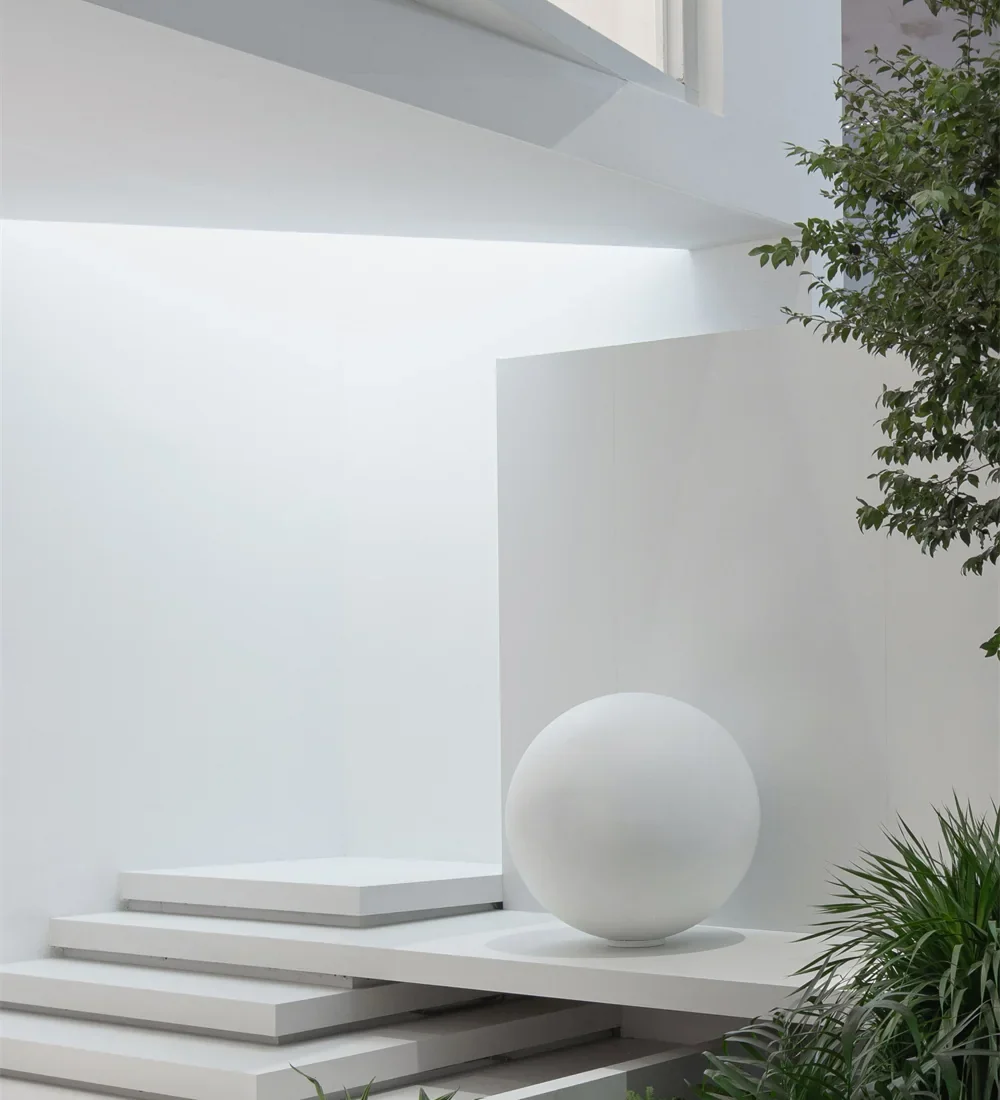 INOL Slab & Tile Gallery — showroom overview