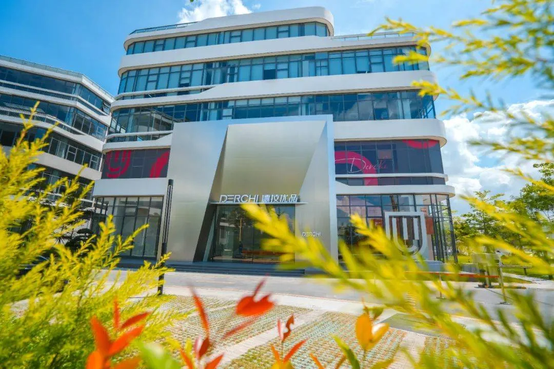 DERCHI New Headquarters Showroom — showroom overview