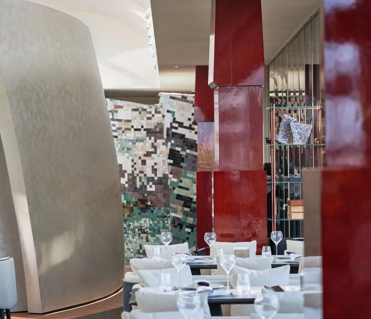 PAIYA Design City Salon — interior view 15