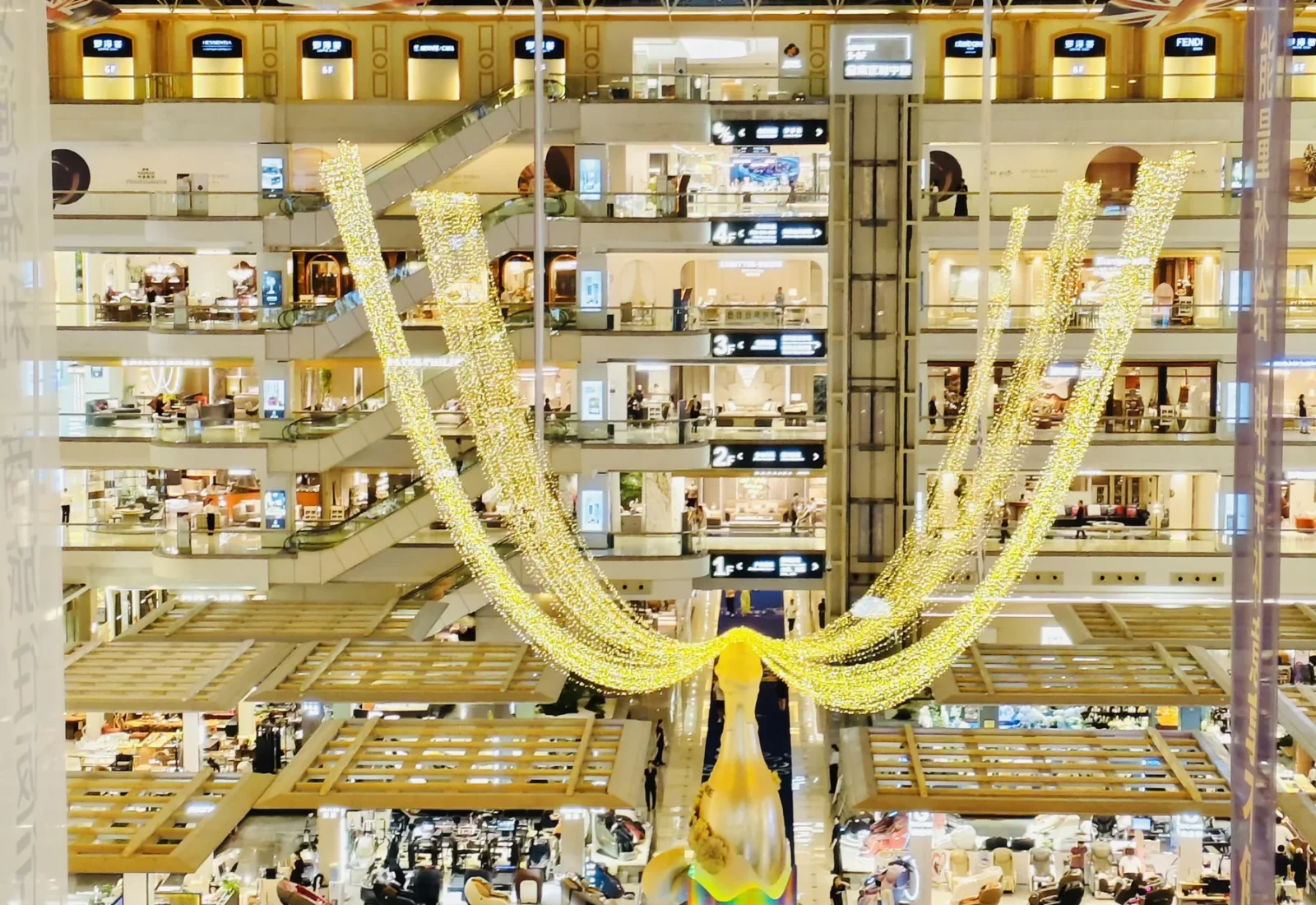 Louvre International Furniture Exhibition Center showroom reference image