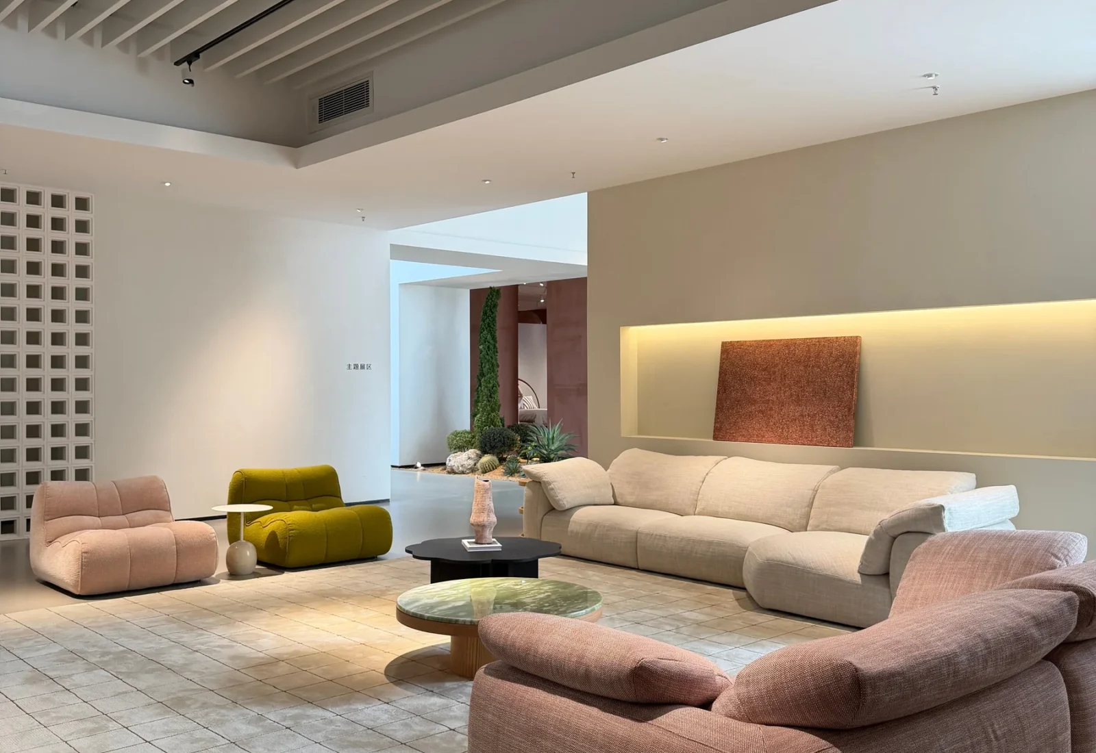 MOYU Foshan Showroom showroom reference image