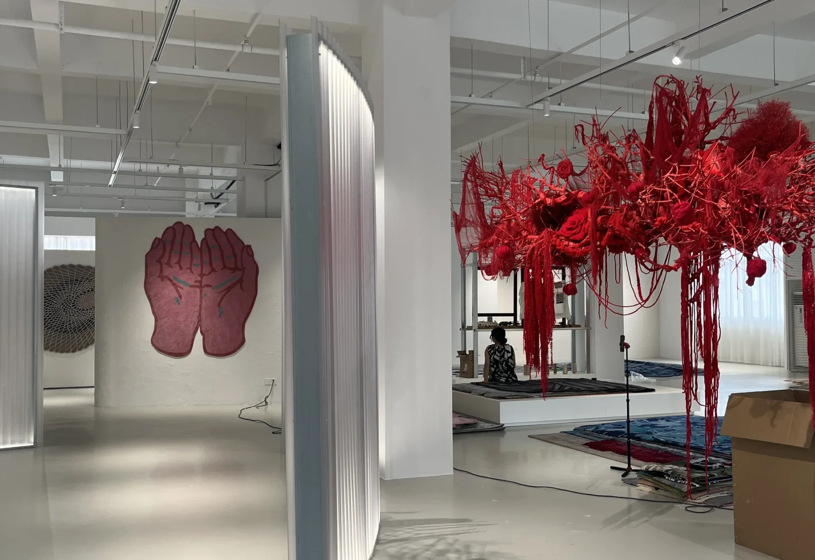 KOKORUG Interior Rug Studio showroom reference image