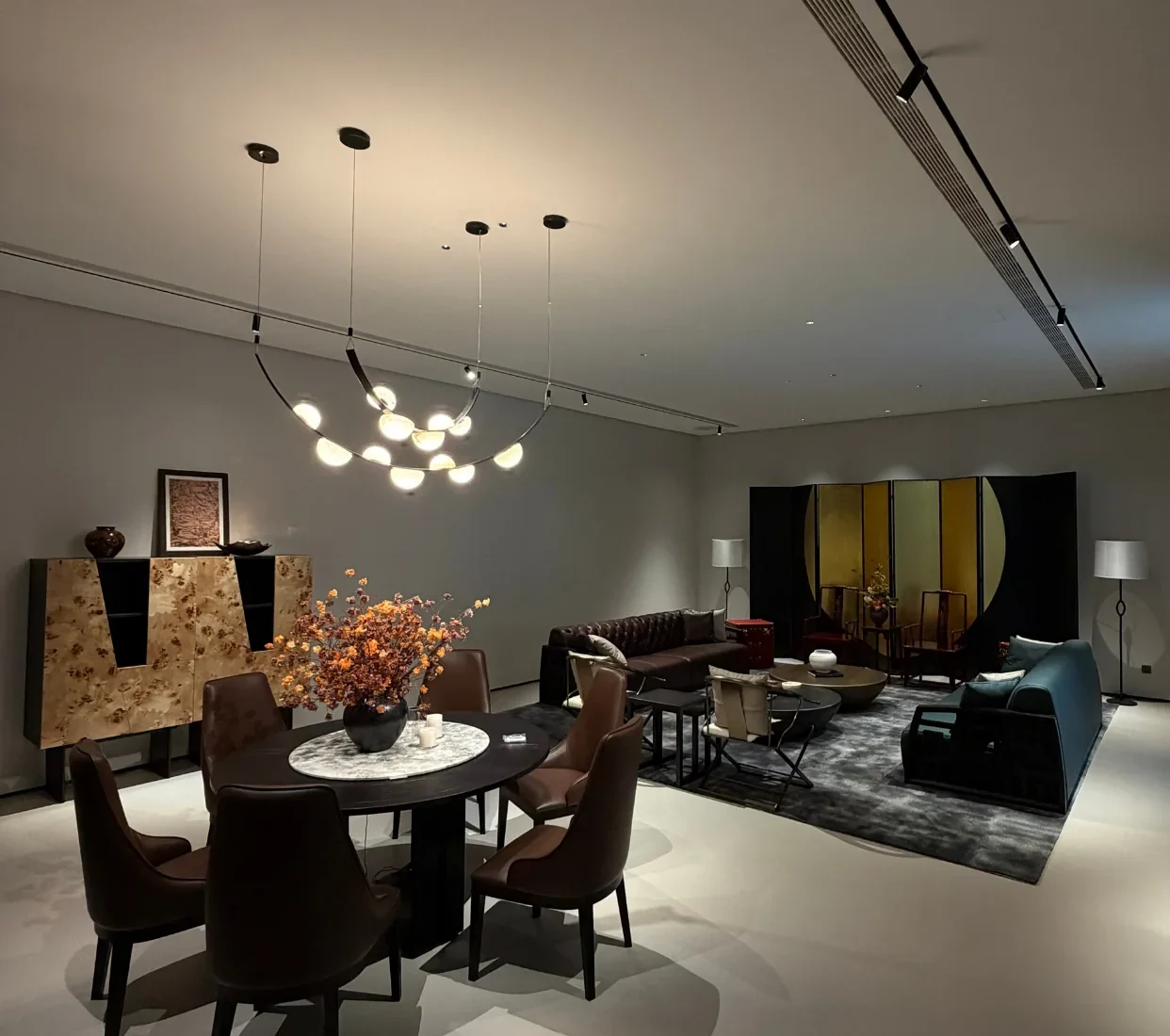 Guanyun Oriental showroom reference image